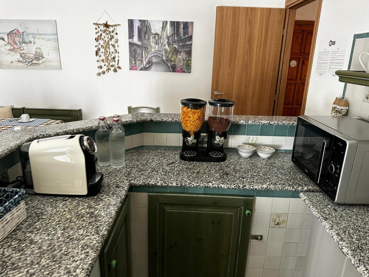 Beppo's B&B Carbonia Esterno foto